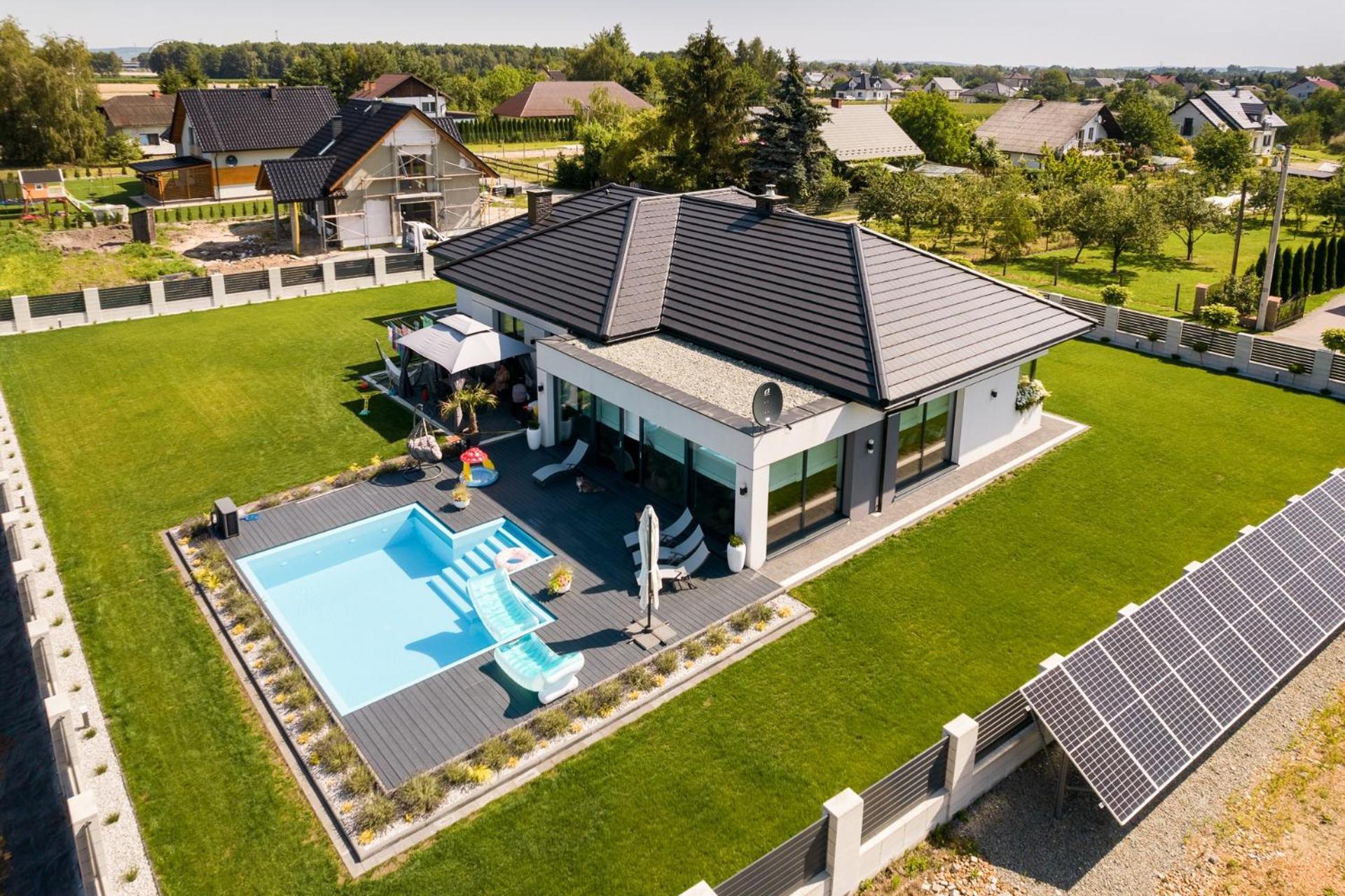 Dom Z Basenem I Jacuzzi Do 10 Osob Zator Willa Luxhouse Экстерьер фото