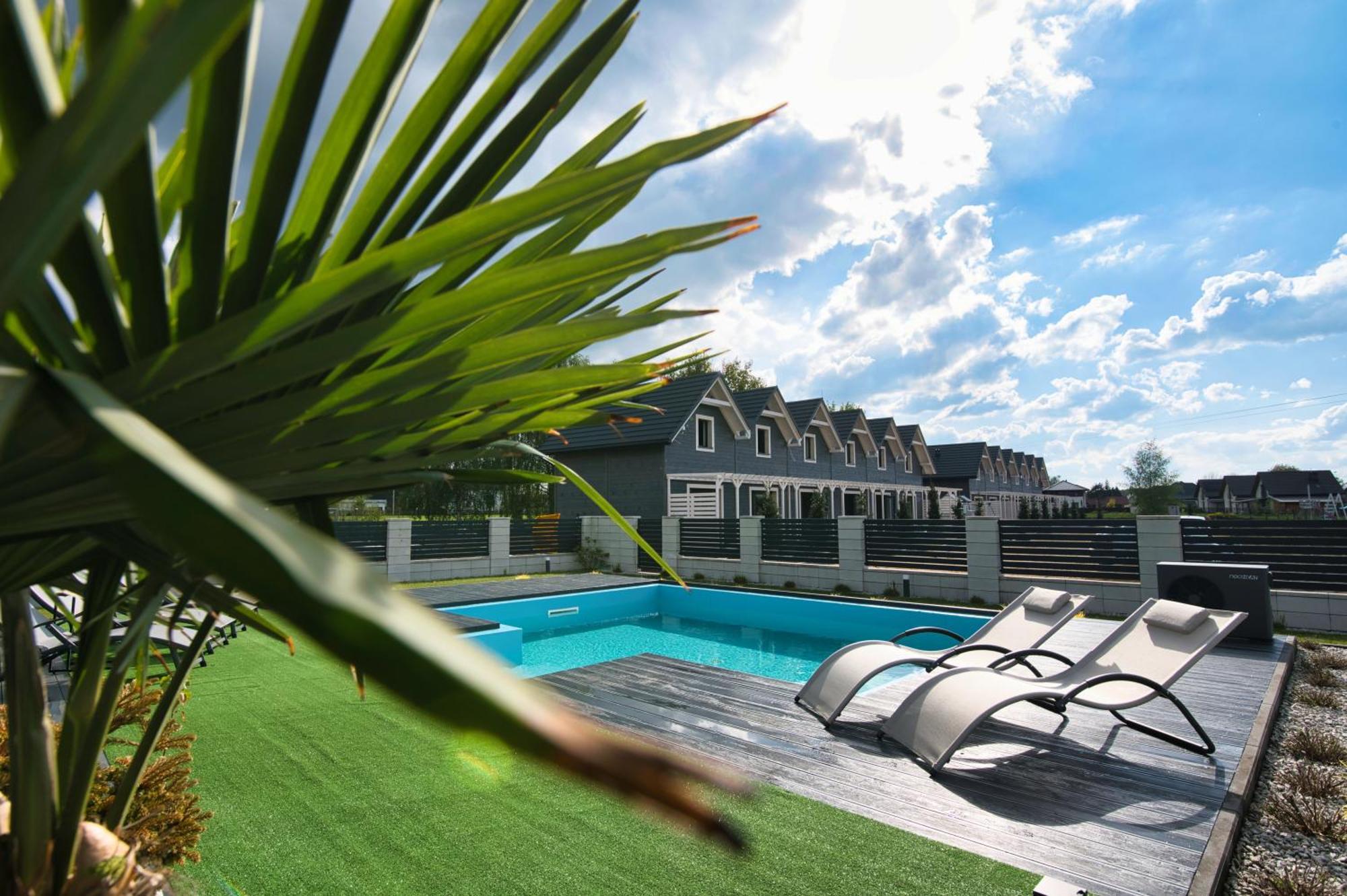 Dom Z Basenem I Jacuzzi Do 10 Osob Zator Willa Luxhouse Экстерьер фото