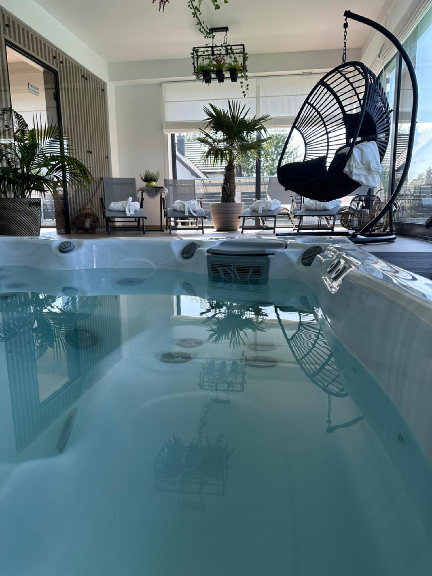 Dom Z Basenem I Jacuzzi Do 10 Osob Zator Willa Luxhouse Экстерьер фото